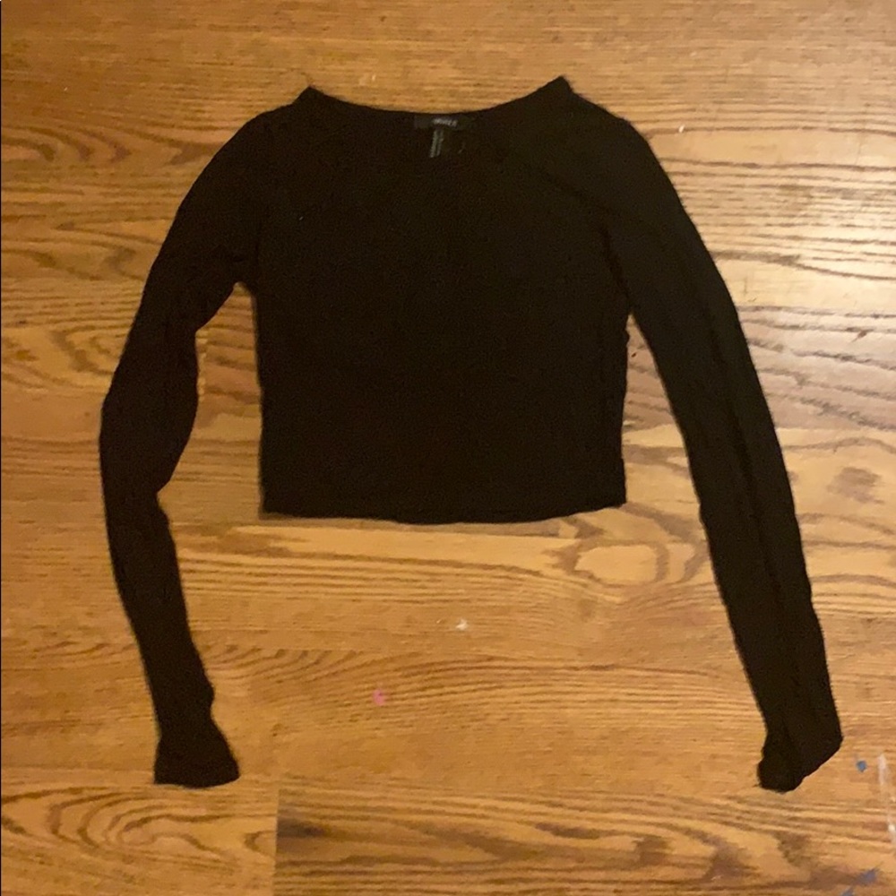 Crop top with mesh triangle in the front